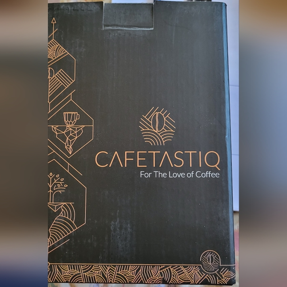 Cafetastiq Coffee Canister & Scoop 42 Oz Air Sealed Top Lid w 1 Way CO2 Valve
